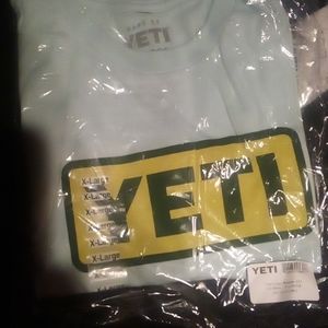 Yeti shirt xl short